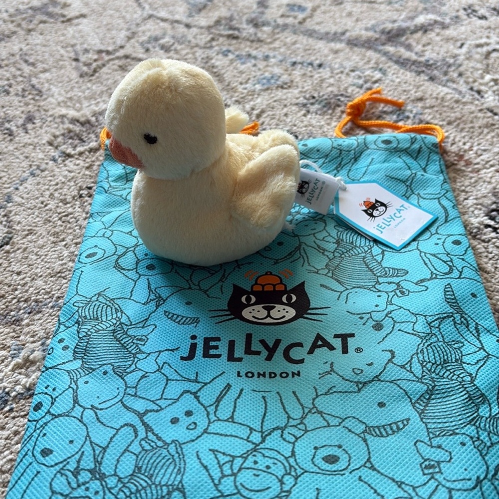 Jellycat Fluffy Duck 4.3x2.4x4.3" Soft and Plush NWT